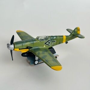 Messerschmitt ME 109-G Diecast Model Plane 1/72 Maisto